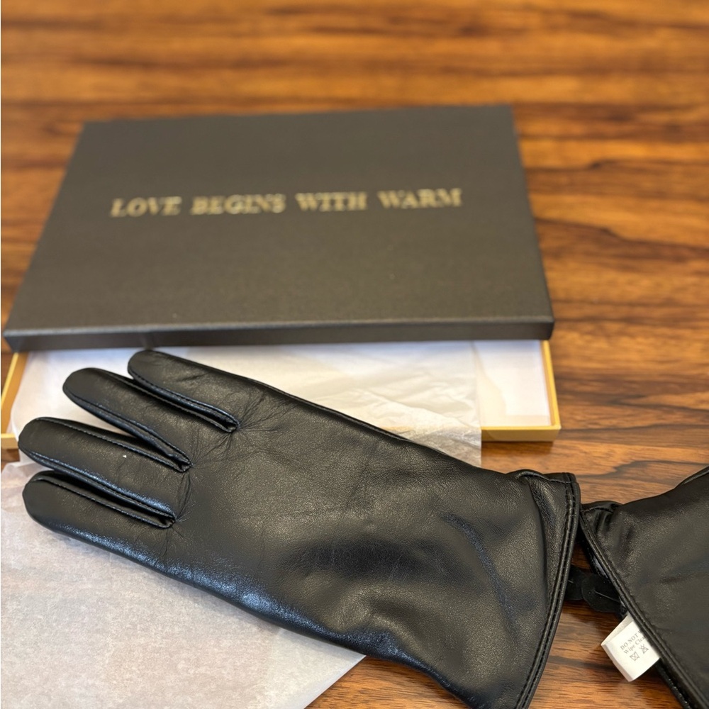 Elegant Black Leather Formal Gloves
